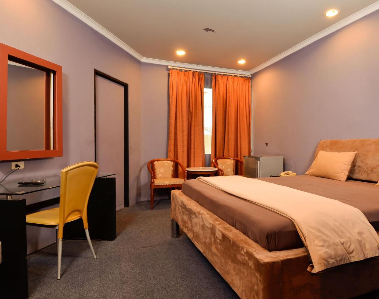 Hotel Peninsula Mangga Besar 雅加达 外观 照片